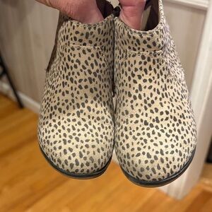Kids Leopard Print Ankle Boots Size 7